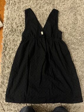 Aritzia Sunday Best Black Eyelet V-Neck Dress